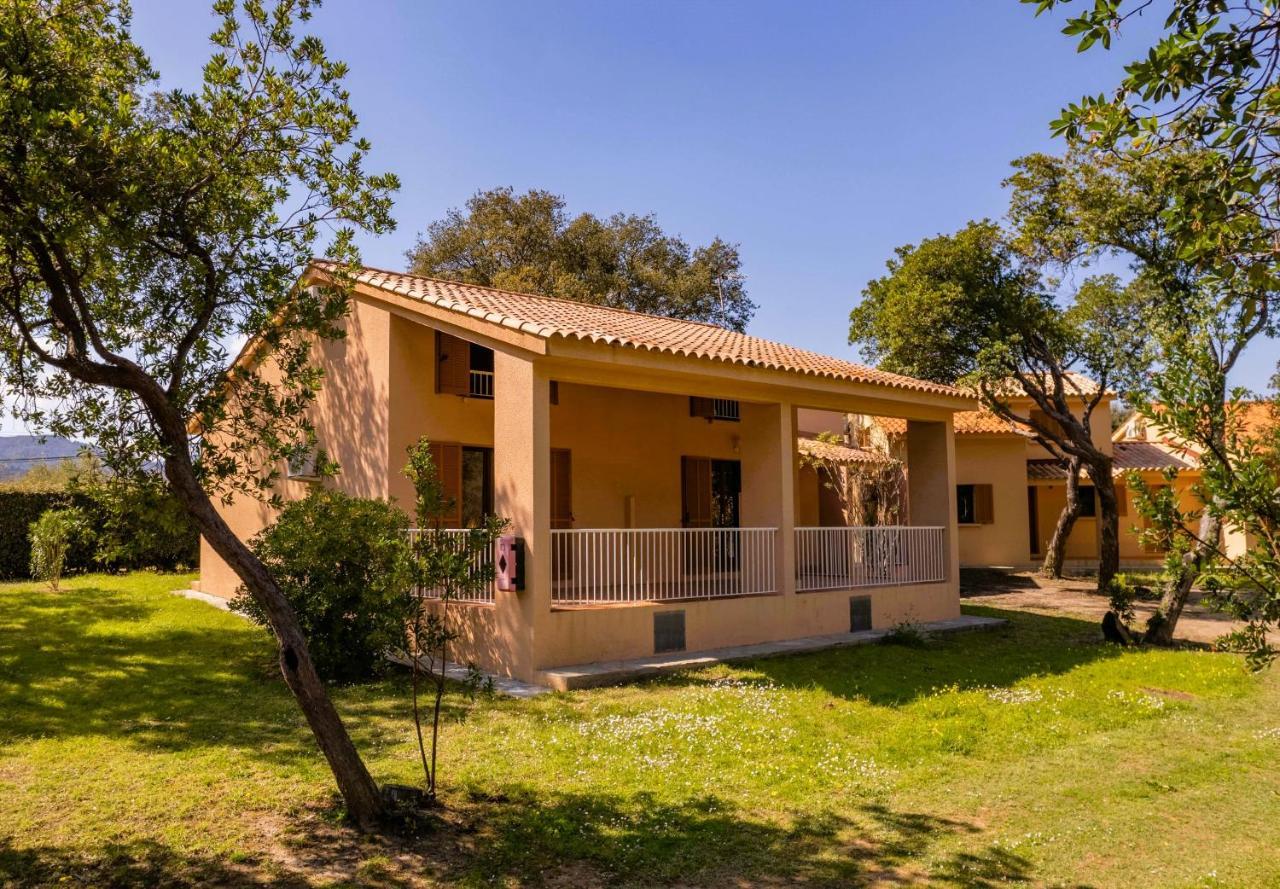 Residence Mare E Sole Taglio-Isolaccio Kültér fotó