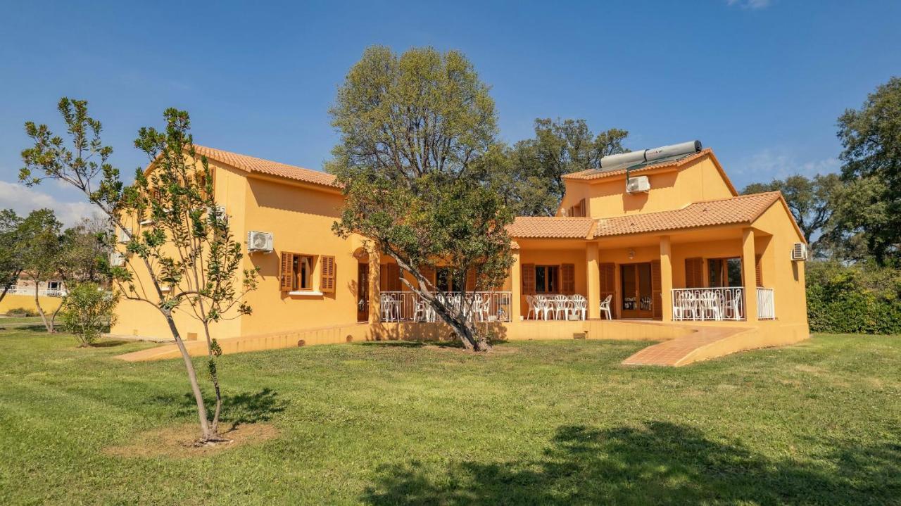 Residence Mare E Sole Taglio-Isolaccio Kültér fotó