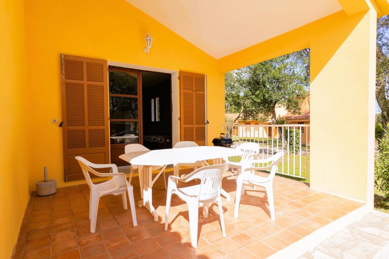Residence Mare E Sole Taglio-Isolaccio Kültér fotó
