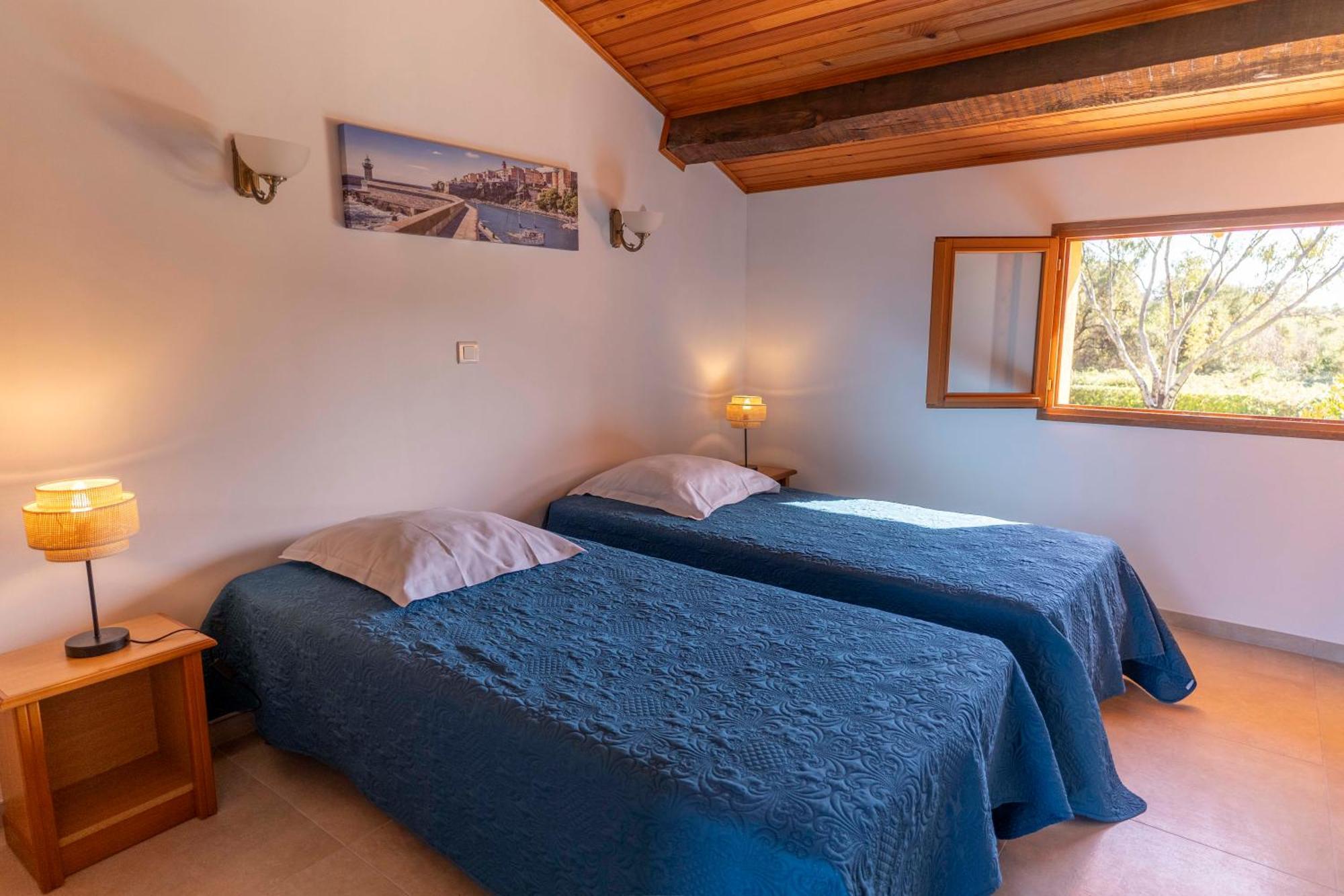 Residence Mare E Sole Taglio-Isolaccio Kültér fotó